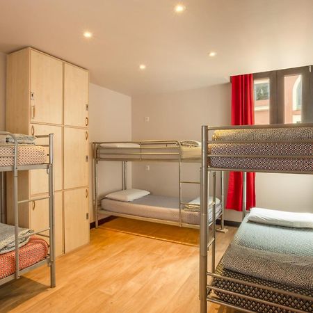 Villa Saint Exupery Beach Hostel Nizza Exterior foto